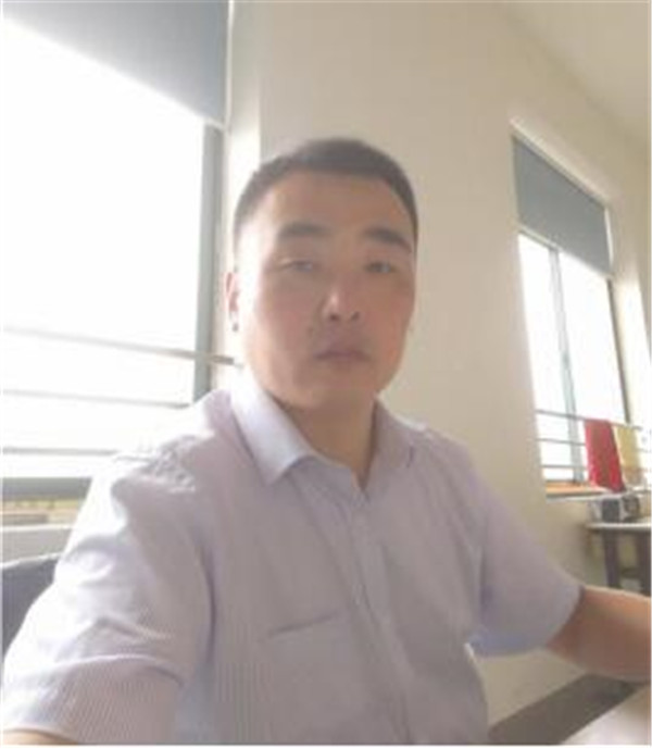 陈世宝  化学教师