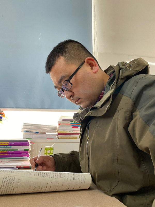 数学教师——李小亮