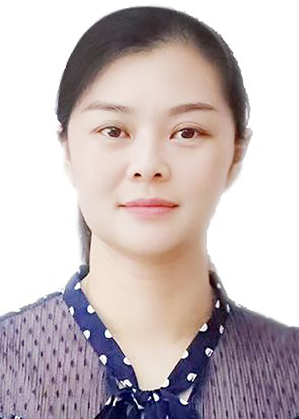 语文教师——杨静静