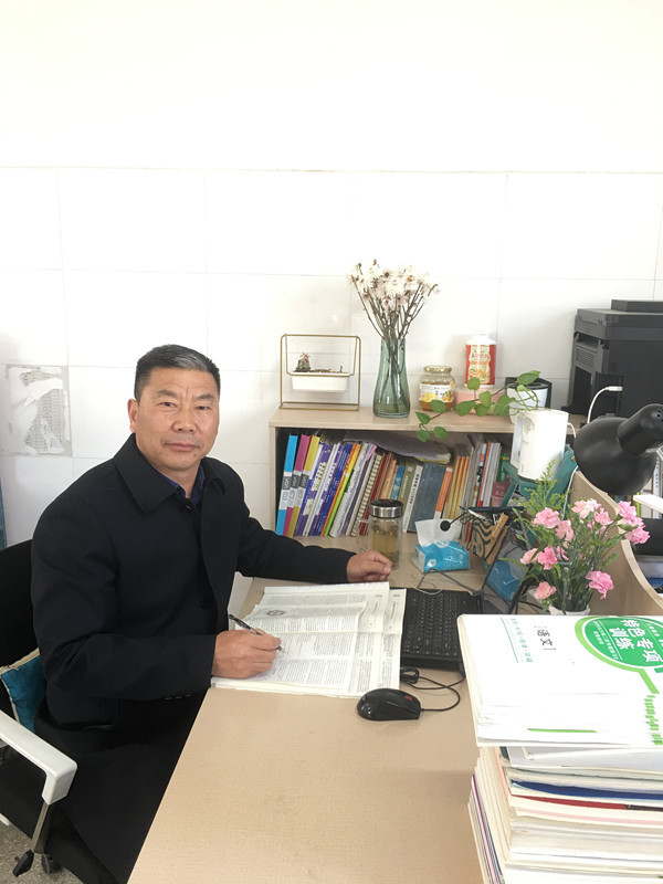 语文高级教师——孙林