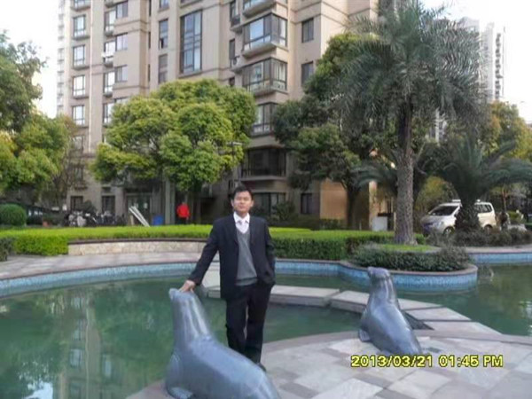 物理教师——代秀松